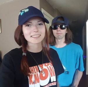 Meet your Posher, Dakota